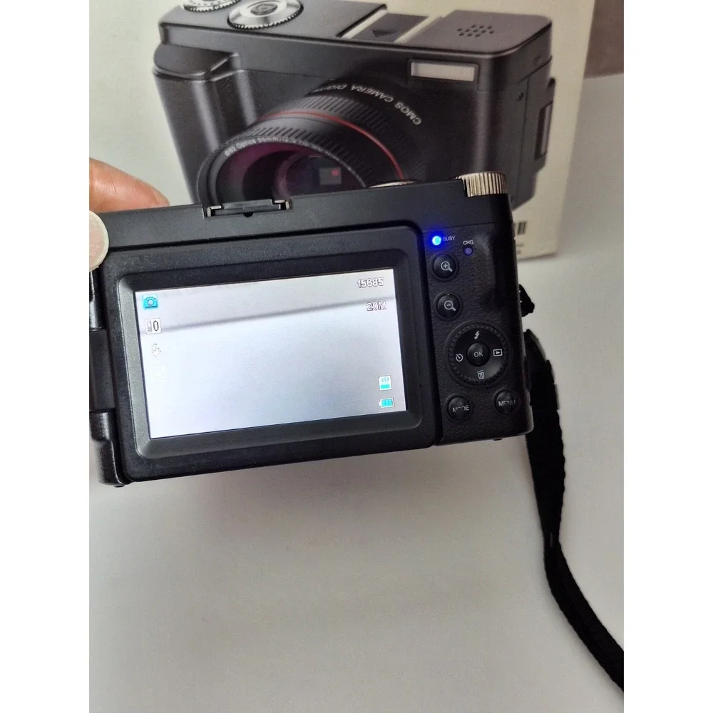 High Definition Digital Video Camera with Flip Screen 16x Zoom 3.0